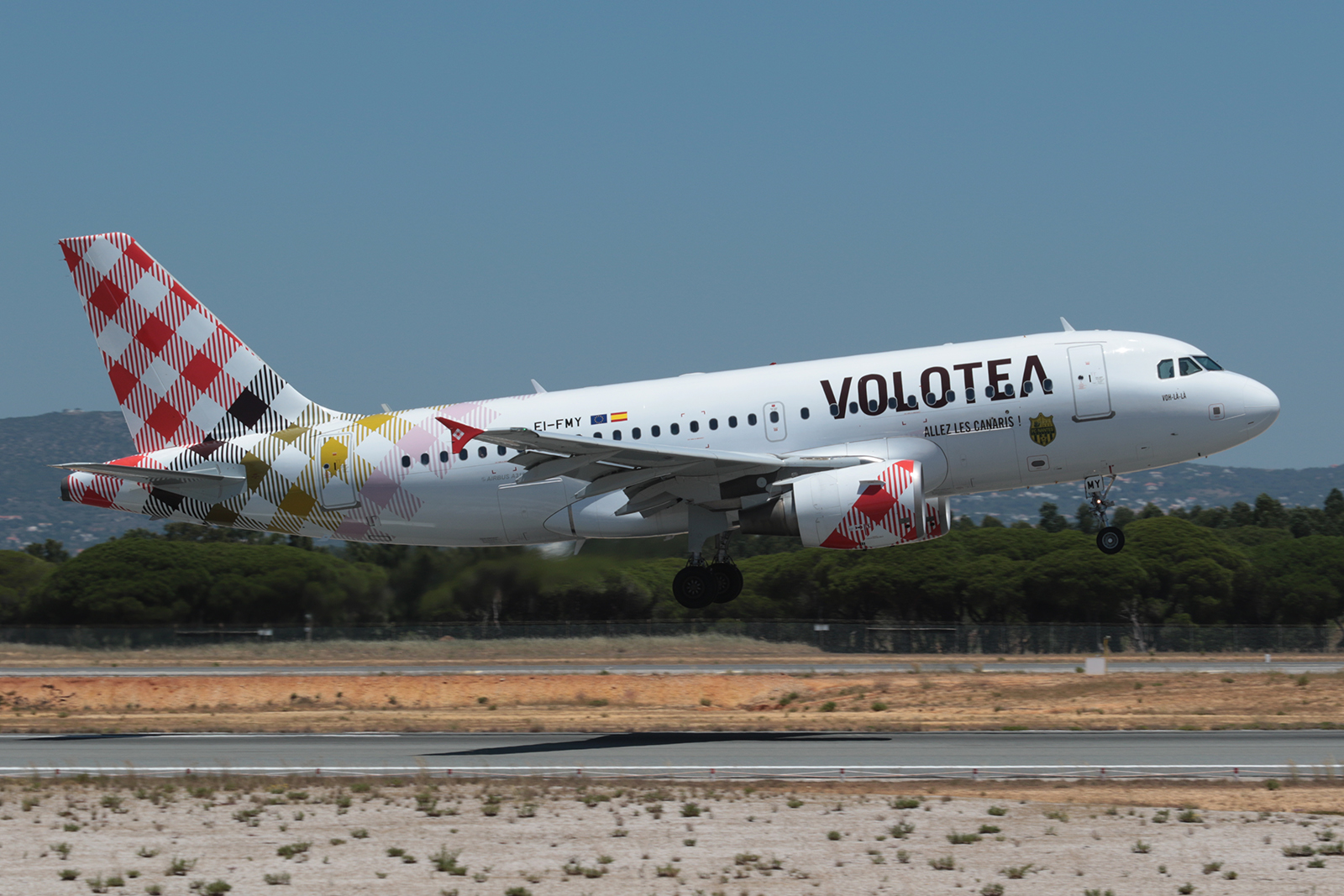 EI-FMY, (cn 2253), Airbus A319-111