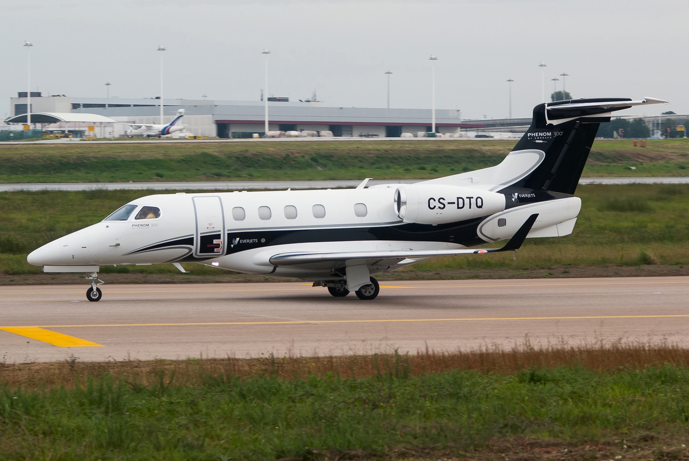 CS-DTQ (cn 50500083) Embraer 505 Phenom