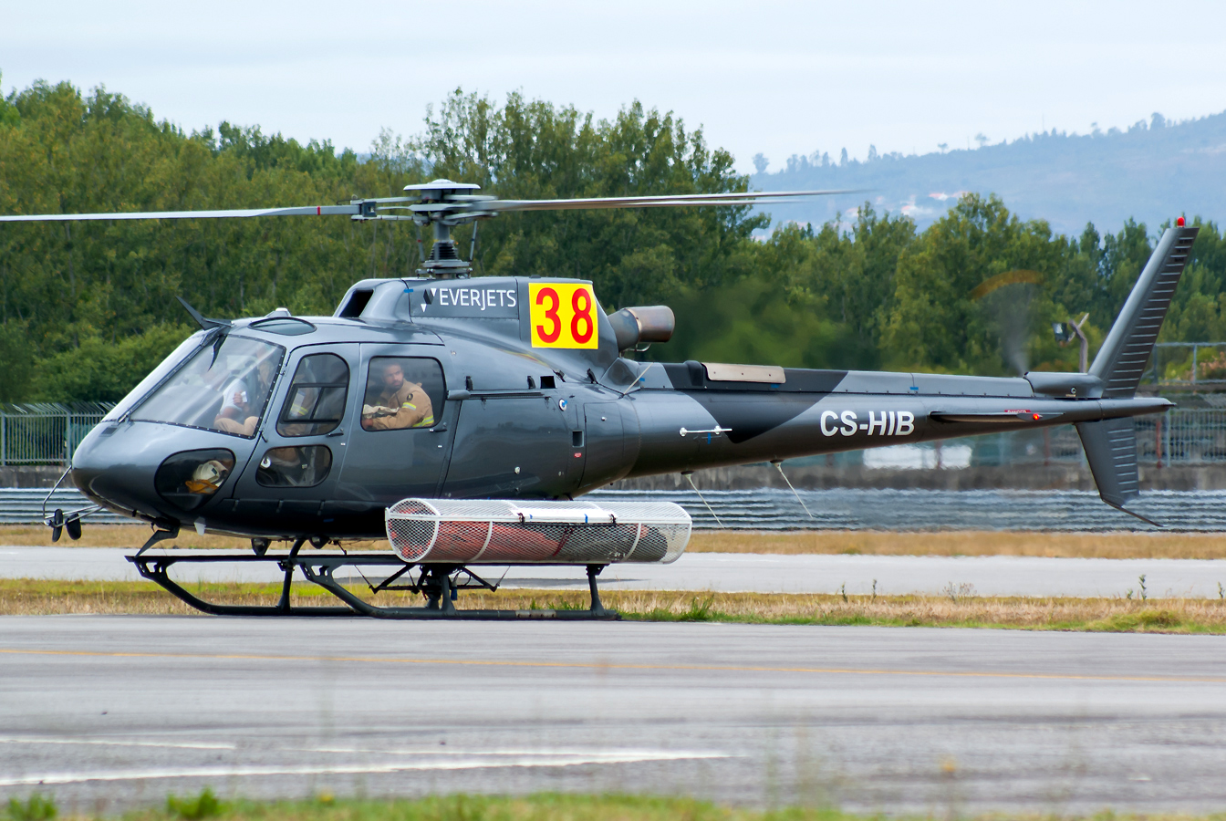 CS-HIB (3702) Eurocopter AS 350B3 Ecureuil