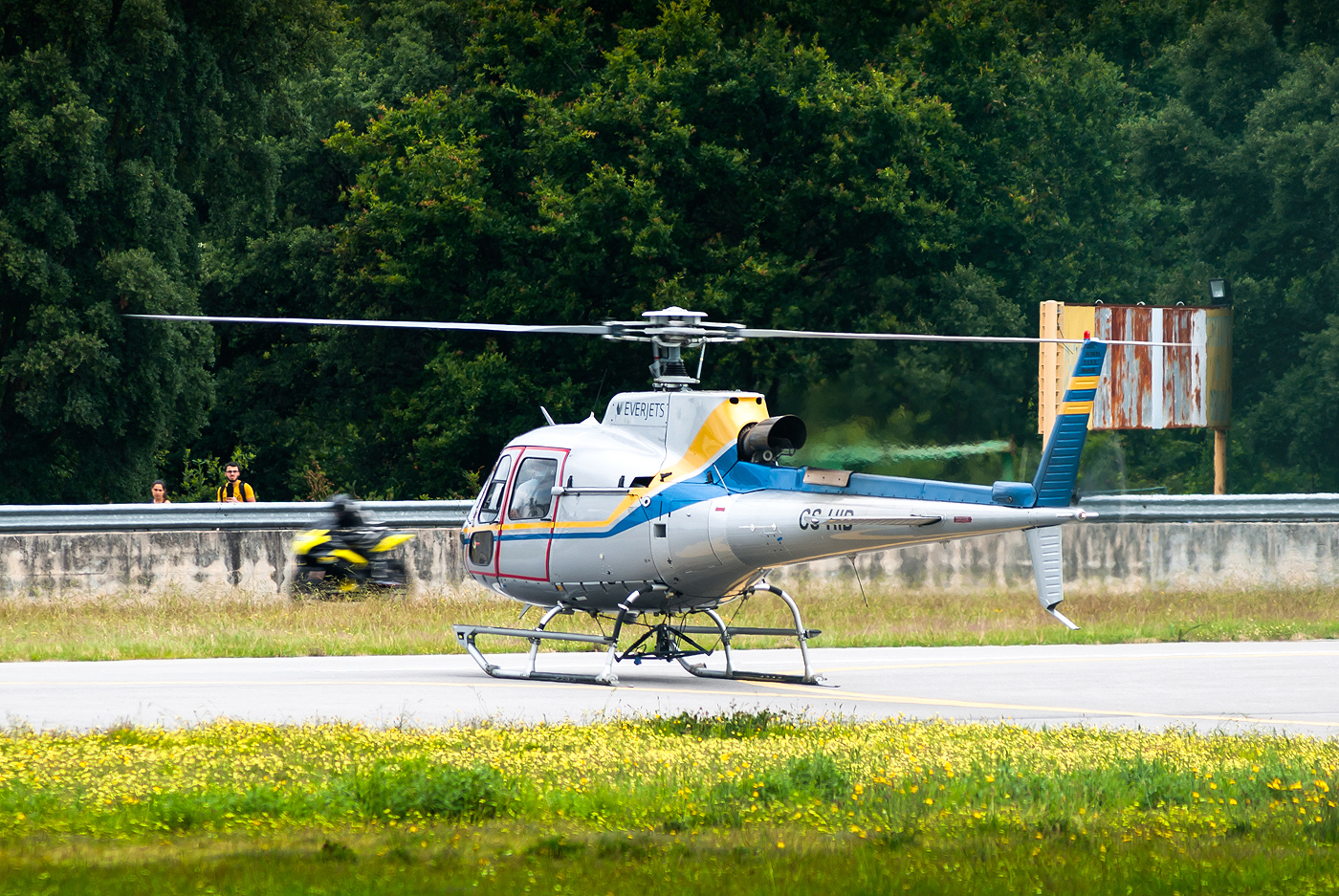 CS-HID (4243) Eurocopter AS-350B-3 Ecureuil