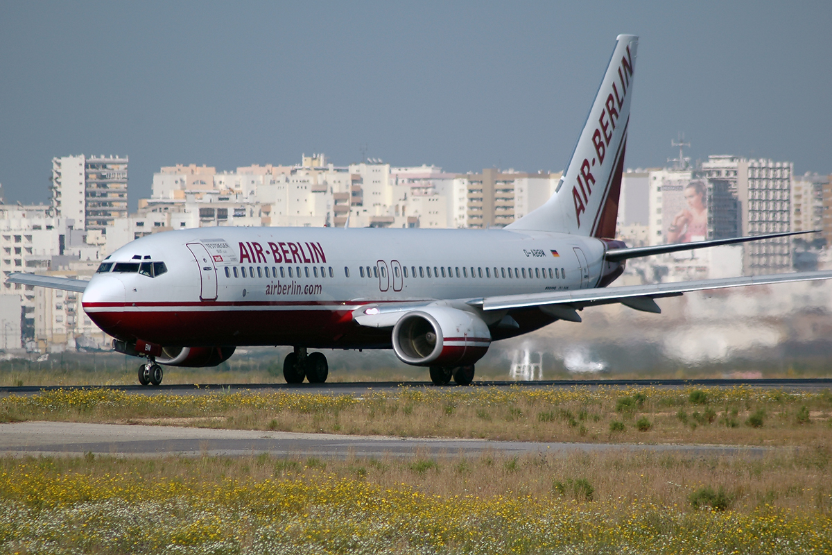 D-ABBM (28823) 1998 Boeing 737-85F