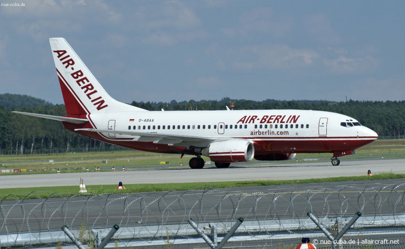 D-ABAA (cn 30271) Boeing 737-76Q