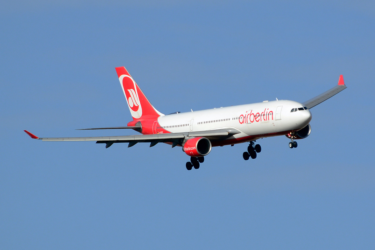 D-ABXC (665) 2005 Airbus A330-223