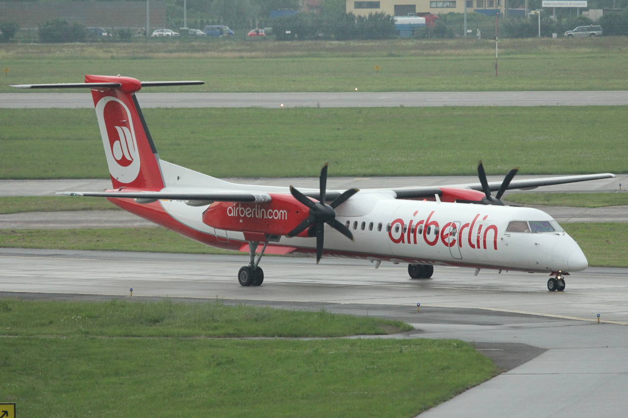 D-ABQE  (4239) 2008 Bombardier Dash 8-Q402