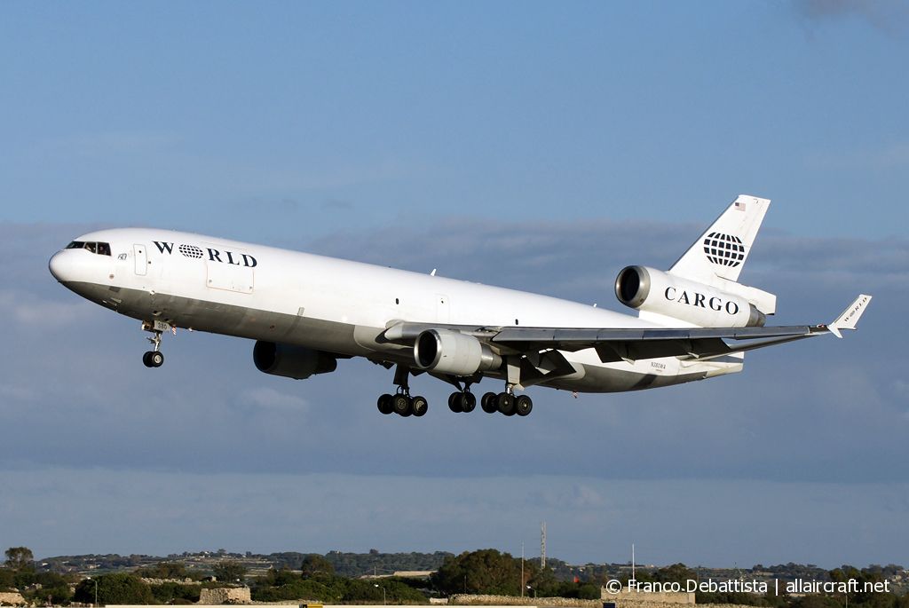 N380WA (48407) 1990 McDonnell Douglas MD-11