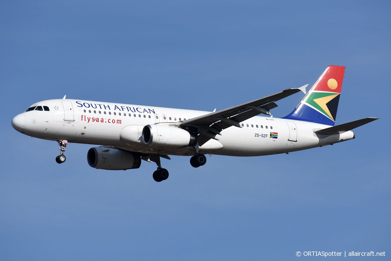 ZS-SZF (6189) 2014 Airbus A320-232
