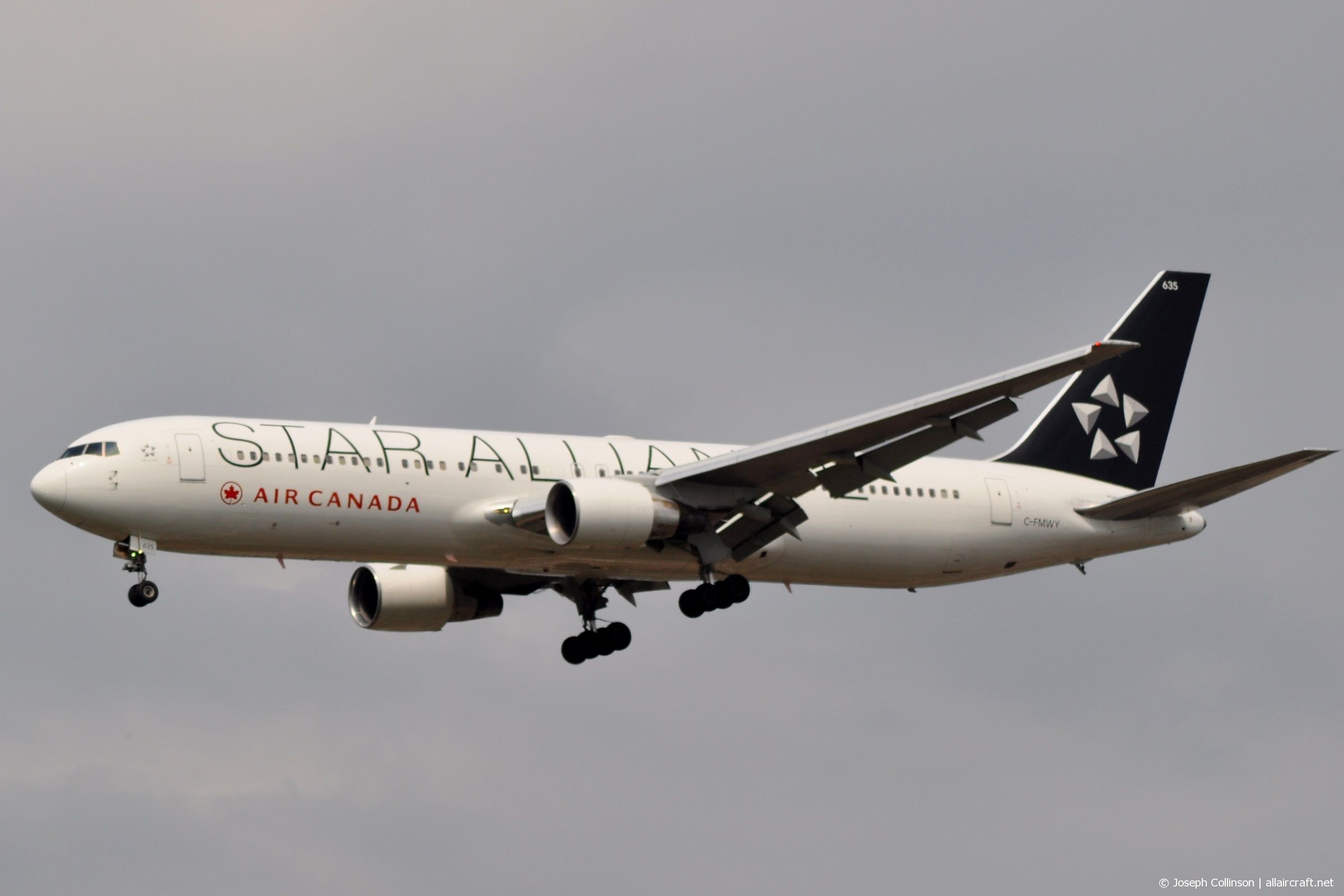 C-FMWY (cn 25587) Boeing 767-333ER