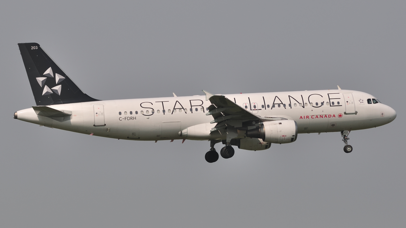 C-FDRH (cn 0073) Airbus A320-211
