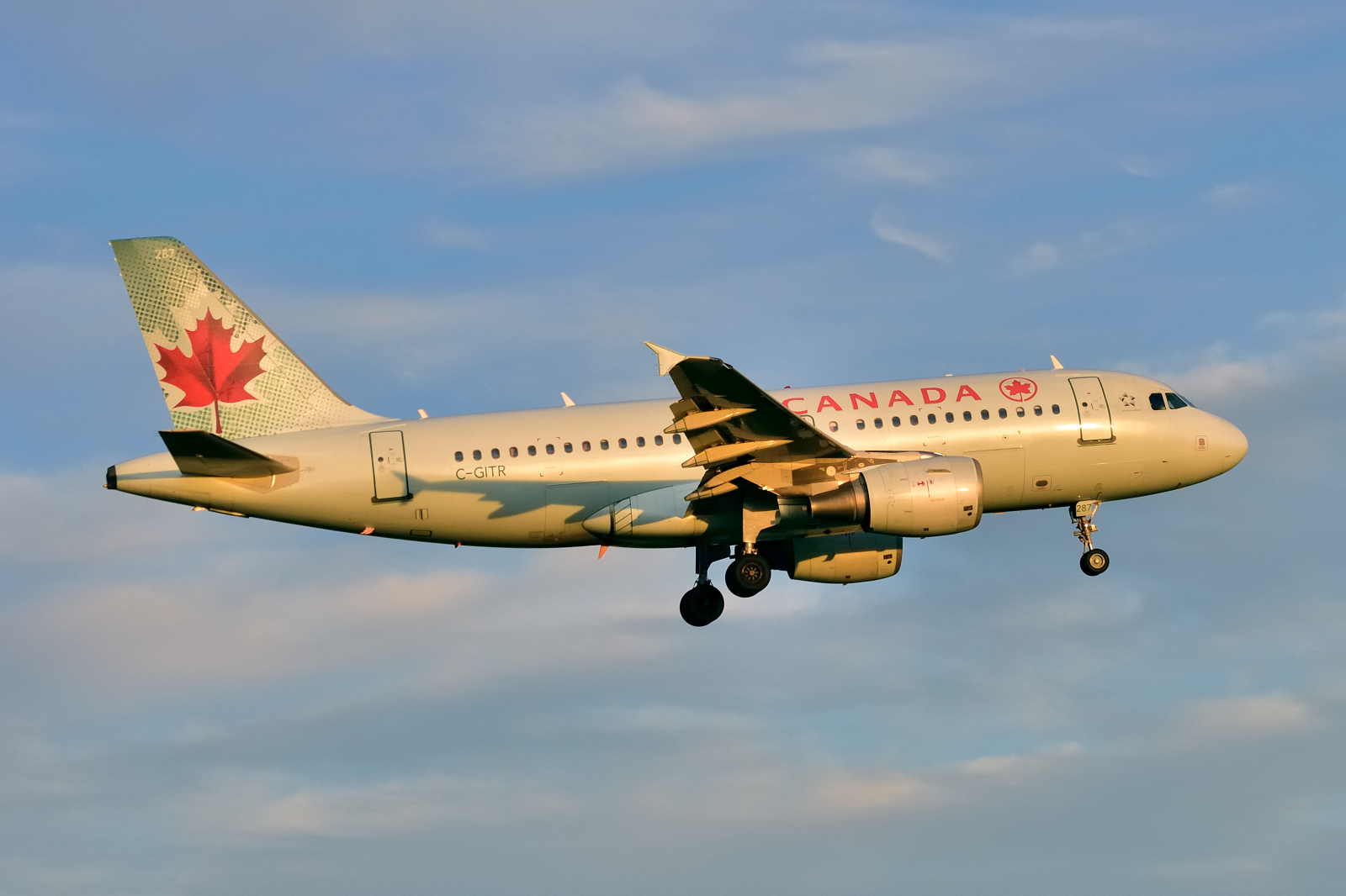 C-GITR (cn 1577) Airbus A319-112