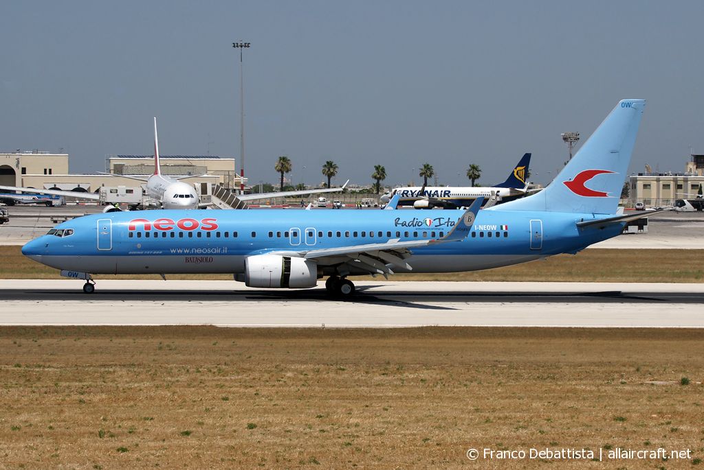 I-NEOW (32685) 2007 Boeing 737-86N WL