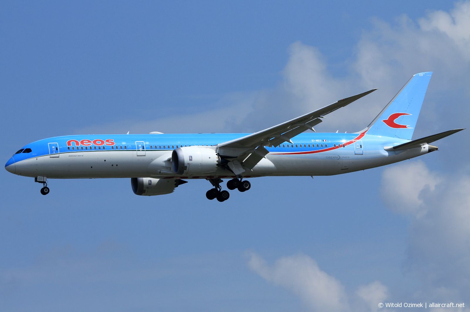 EI-NEO (38785) 2017 Boeing 787-9 Dreamliner