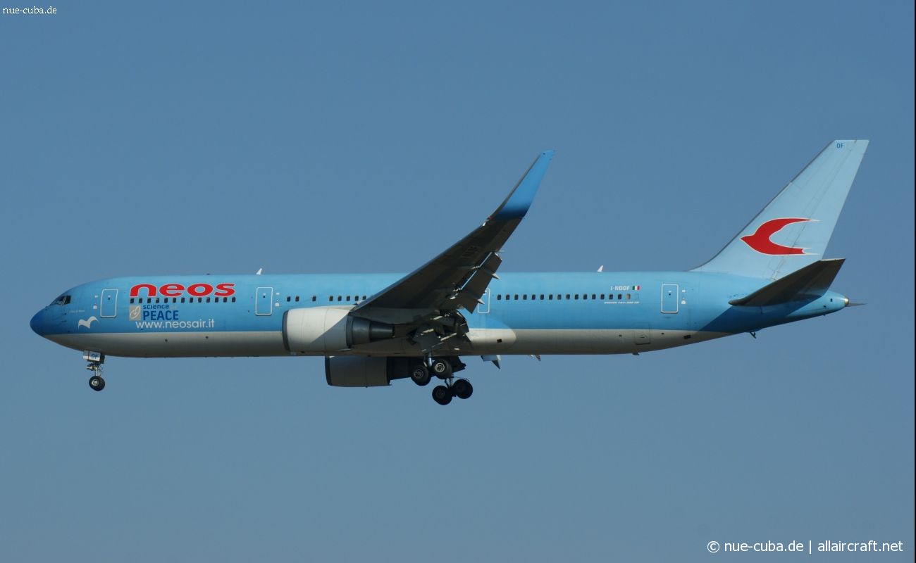 I-NDOF (27610) 1996 Boeing 767-306 ER WL