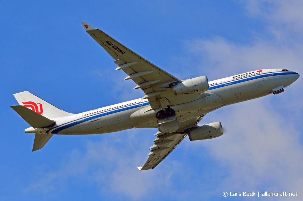 B-6073 (780) 2006 Airbus A330-243