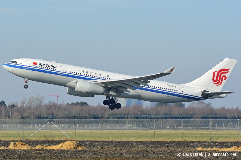 B-6073 (780) 2006 Airbus A330-243