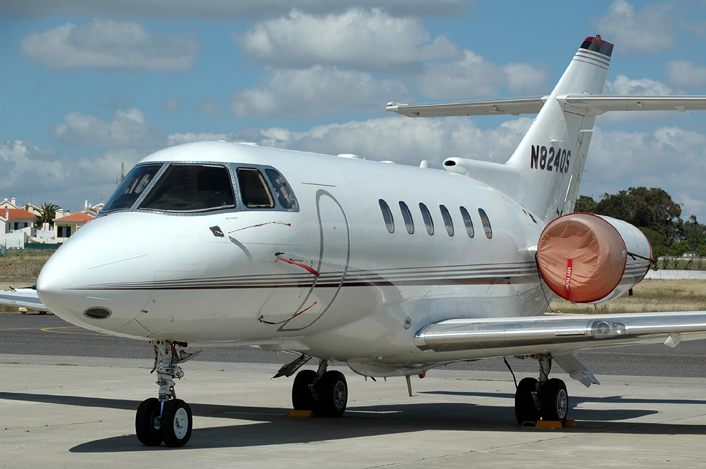 N824QS (258523) 2001 Raytheon Hawker 800XP