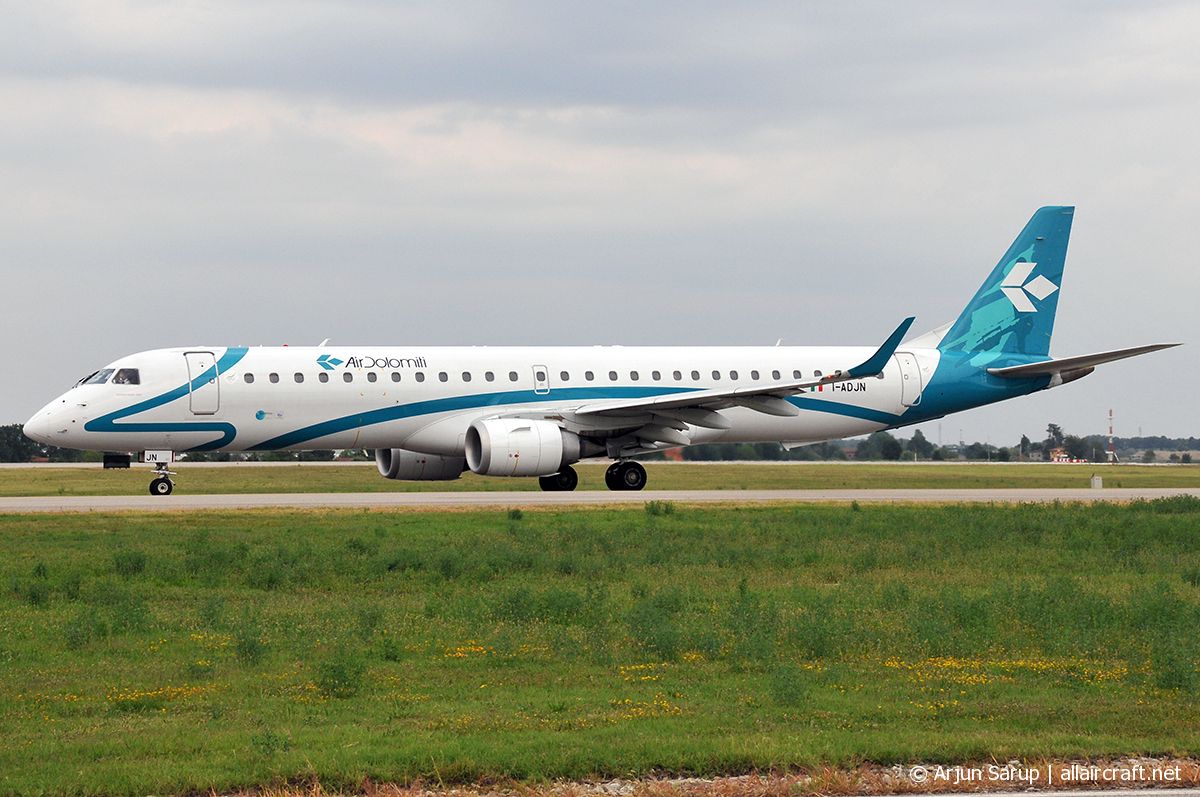 I-ADJN (cn 19000270) Embraer 190-200LR