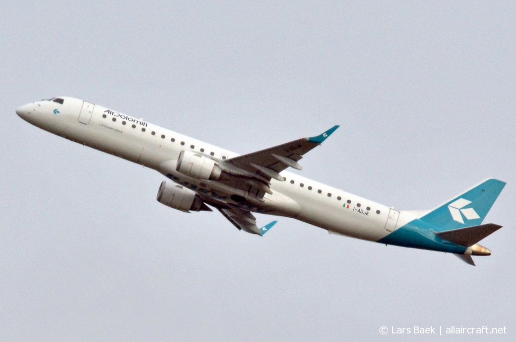 I-ADJK (19000245) Embraer 190-200LR