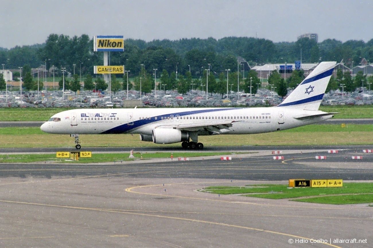 4X-EBV (26054) 1993 Boeing 757-258