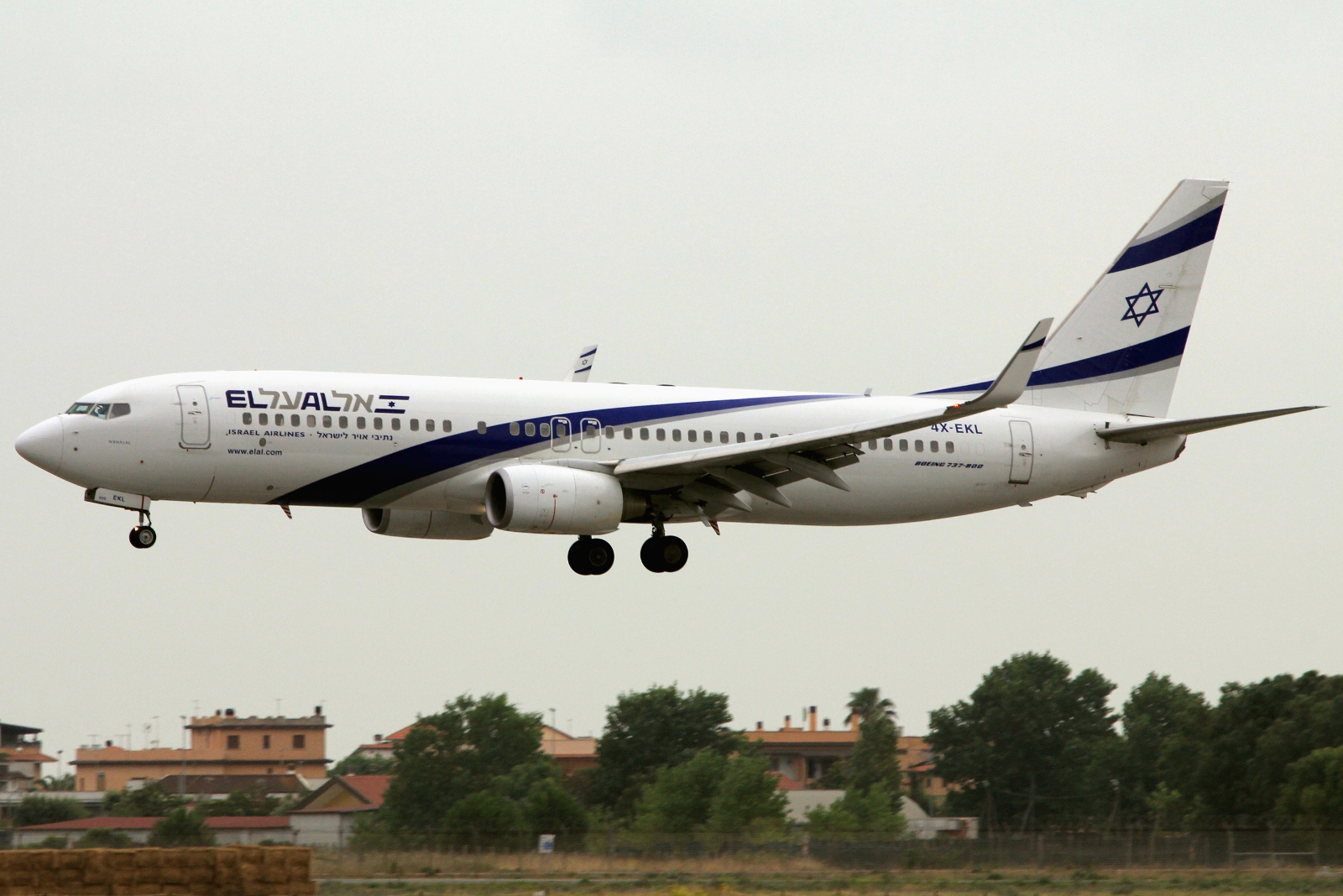 4X-EKL (35487) 2009 Boeing 737-85P(WL)