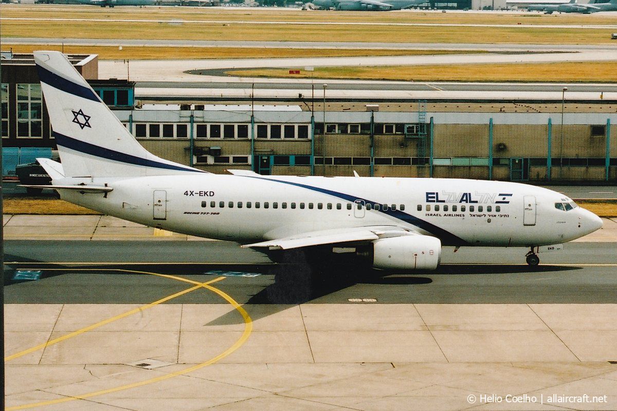 4X-EKD (29960) 1999 Boeing 737-758