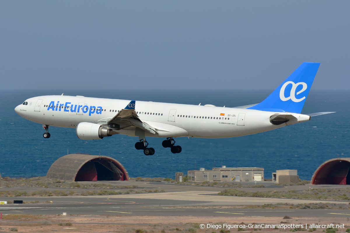 EC-JZL (cn 0814) Airbus A330-202