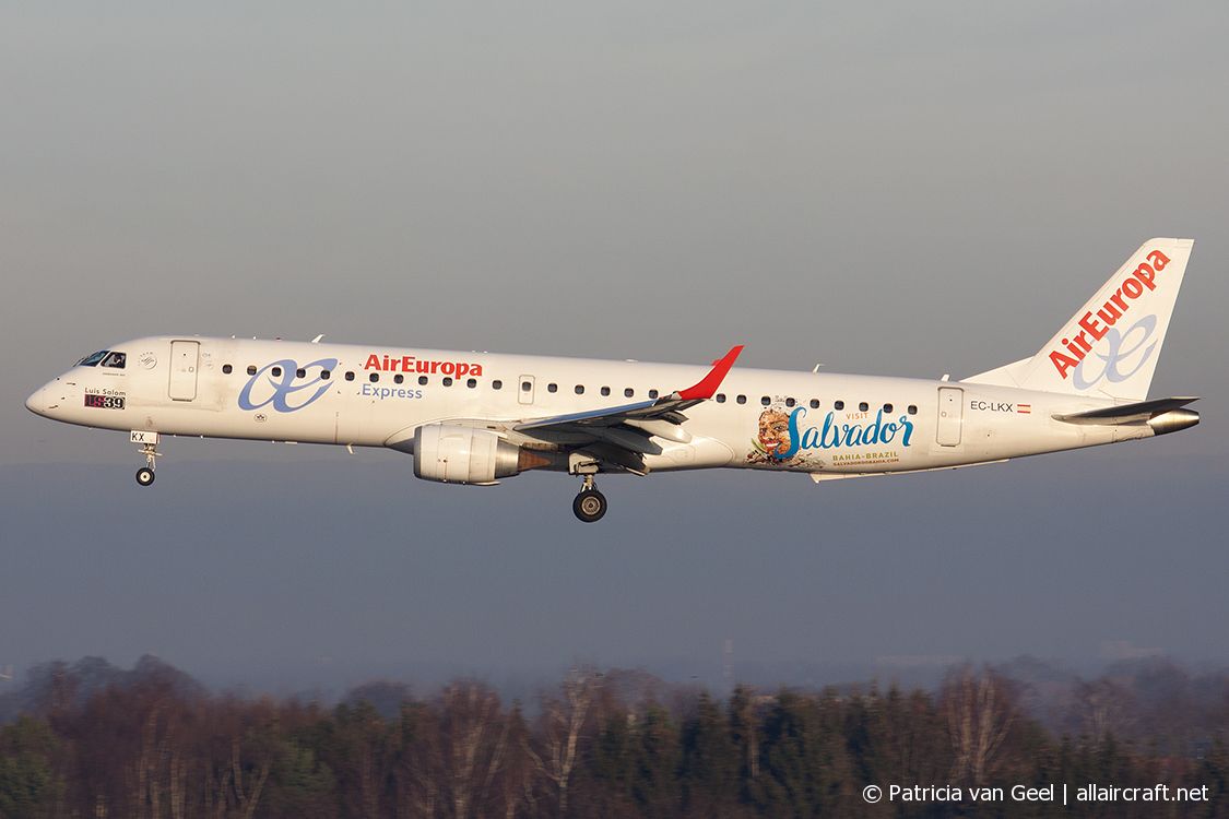 EC-LKX (cn 19000437) Embraer 190-200LR