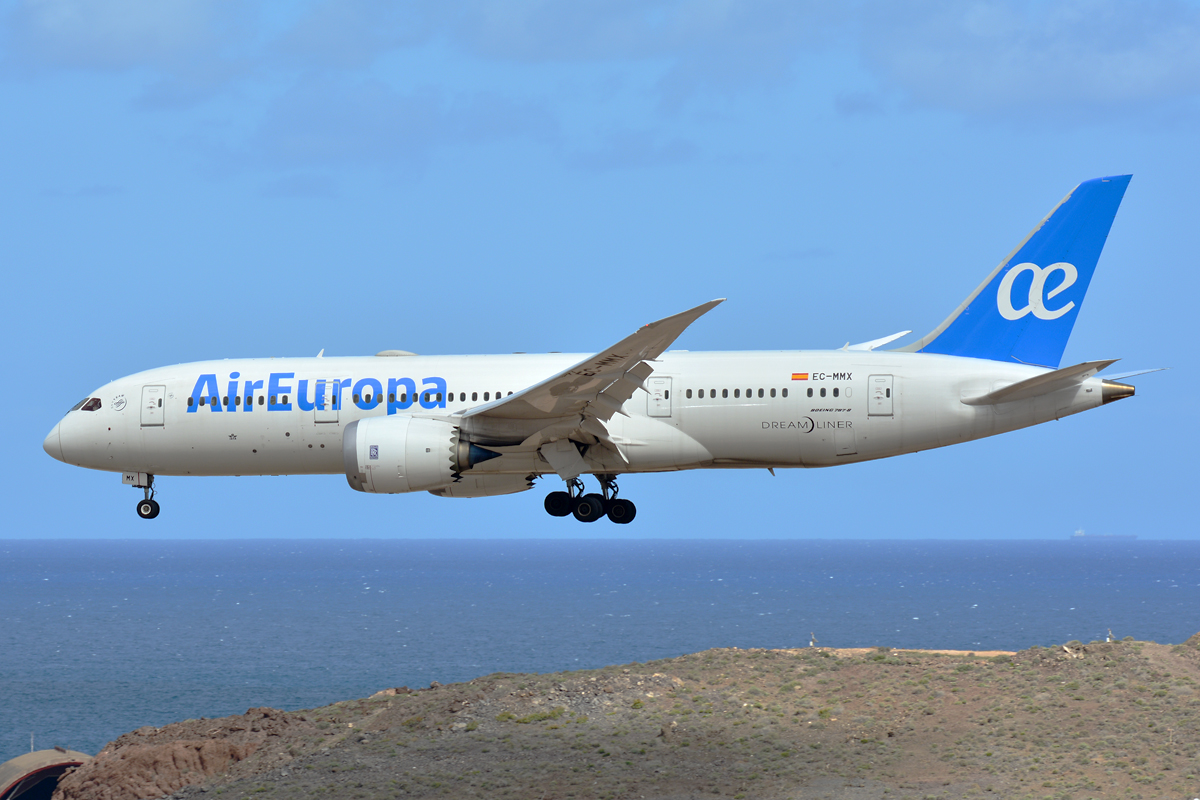 EC-MMX (cn 36415) Boeing 787-8