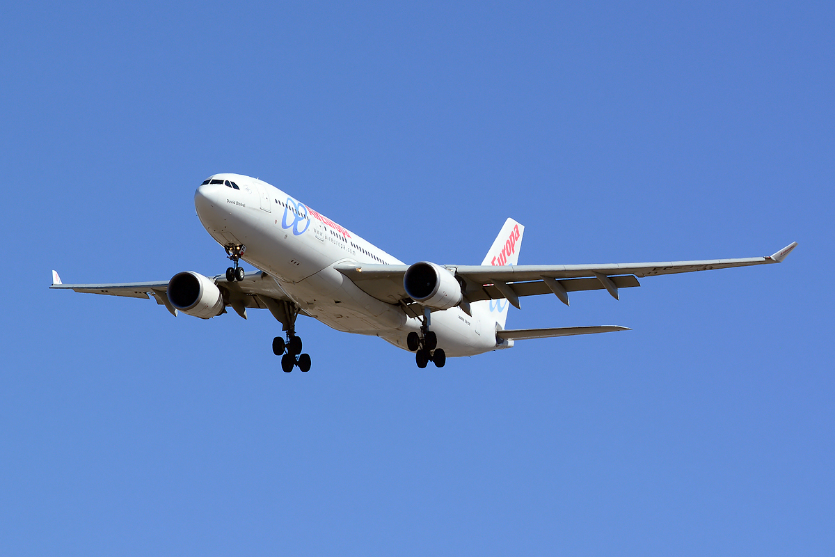EC-JZL (cn 0814) Airbus A330-202