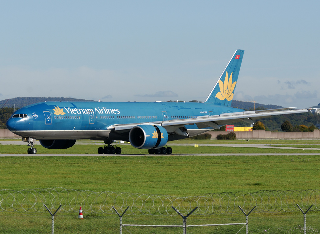 VN-A150 (32717) 2005 Boeing 777-2Q8(ER)