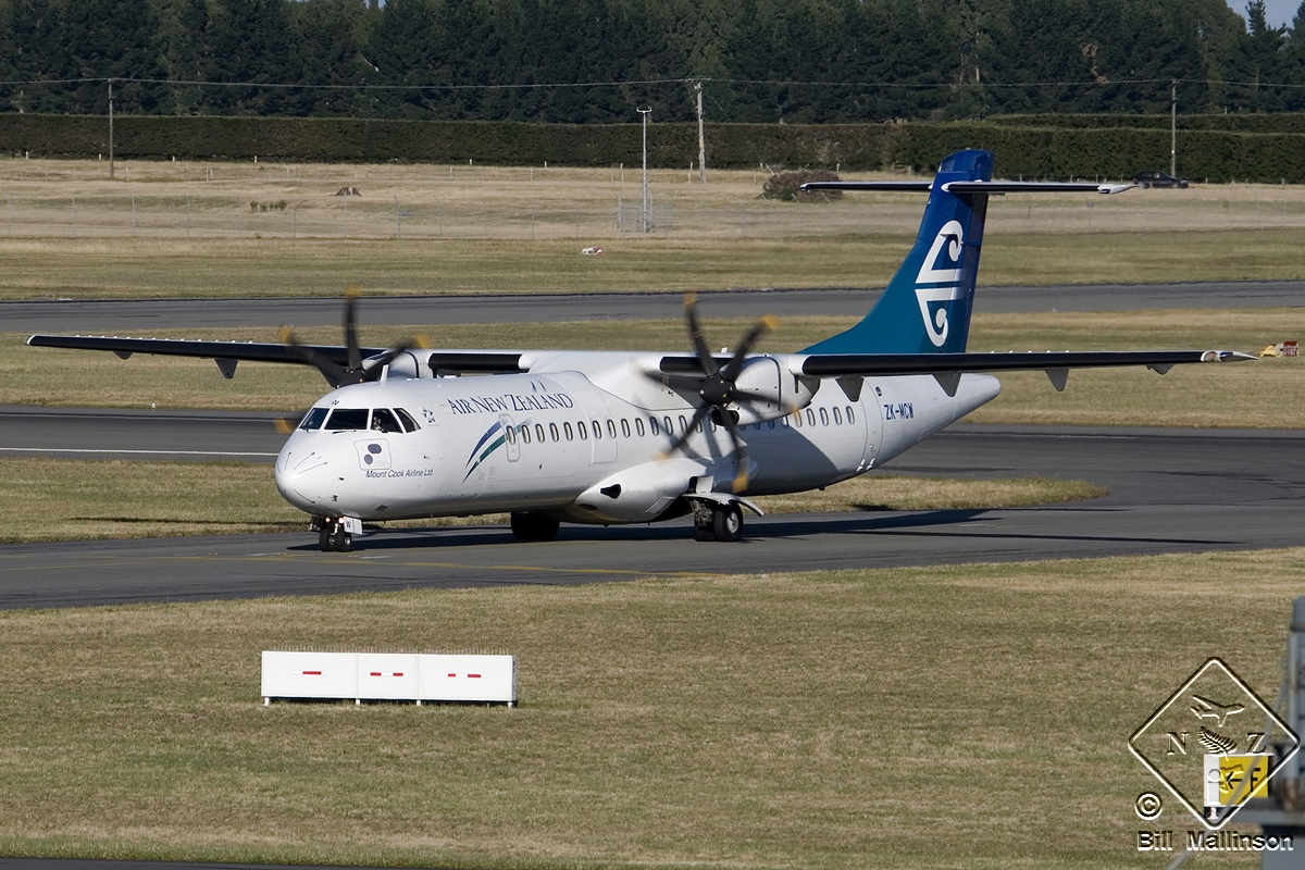 ZK-MCW (646) 2000 ATR-72-500