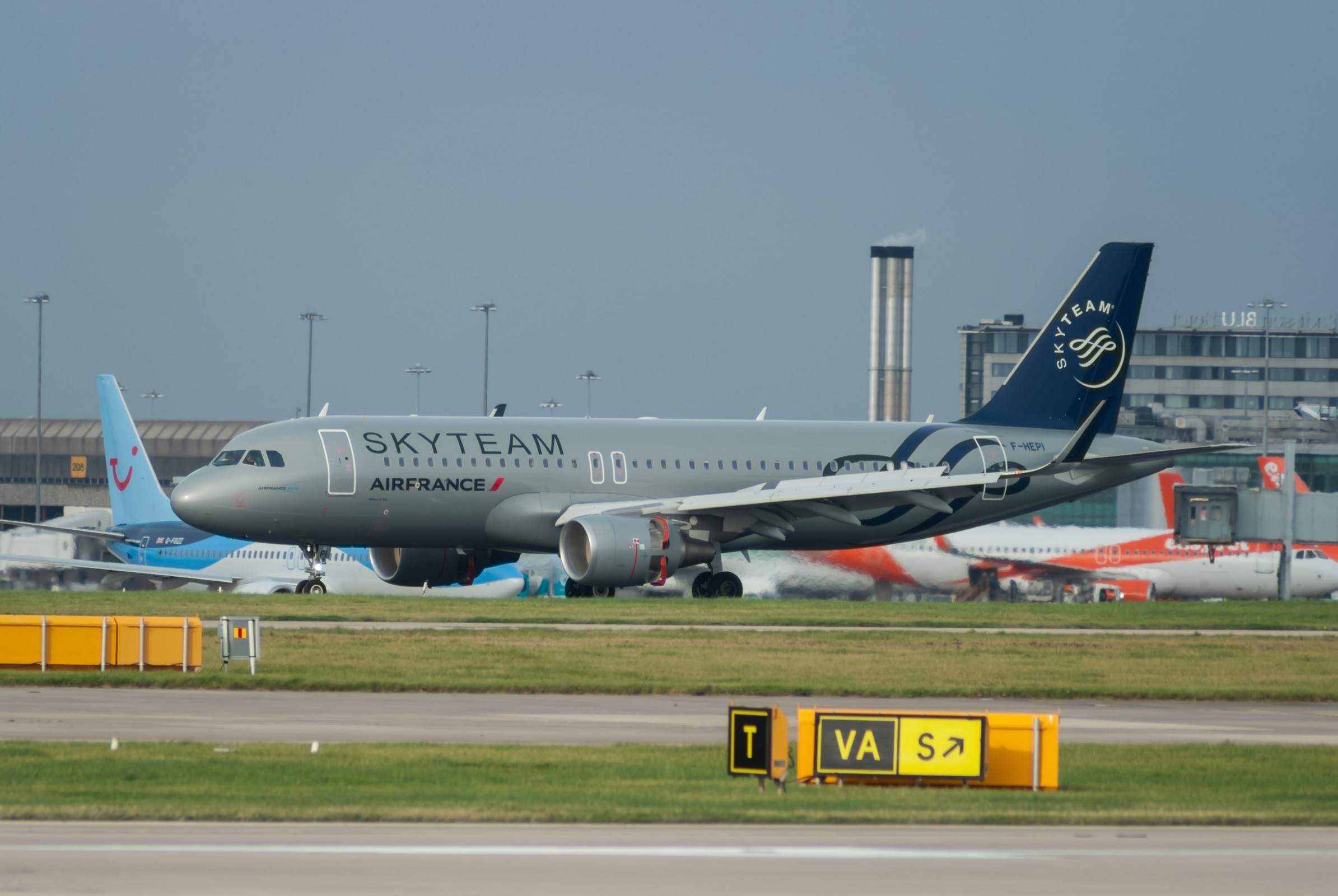 F-HEPI (7713) 2017 Airbus A320-214(WL)