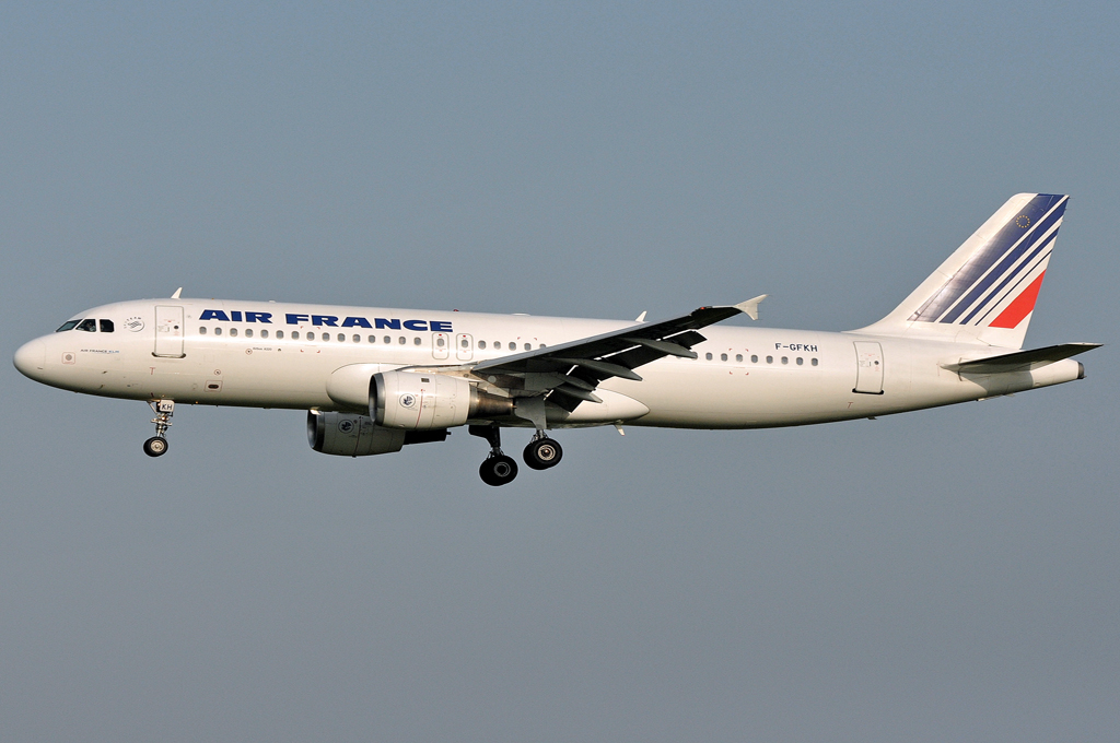 F-GFKH (cn 0061) Airbus A320-211