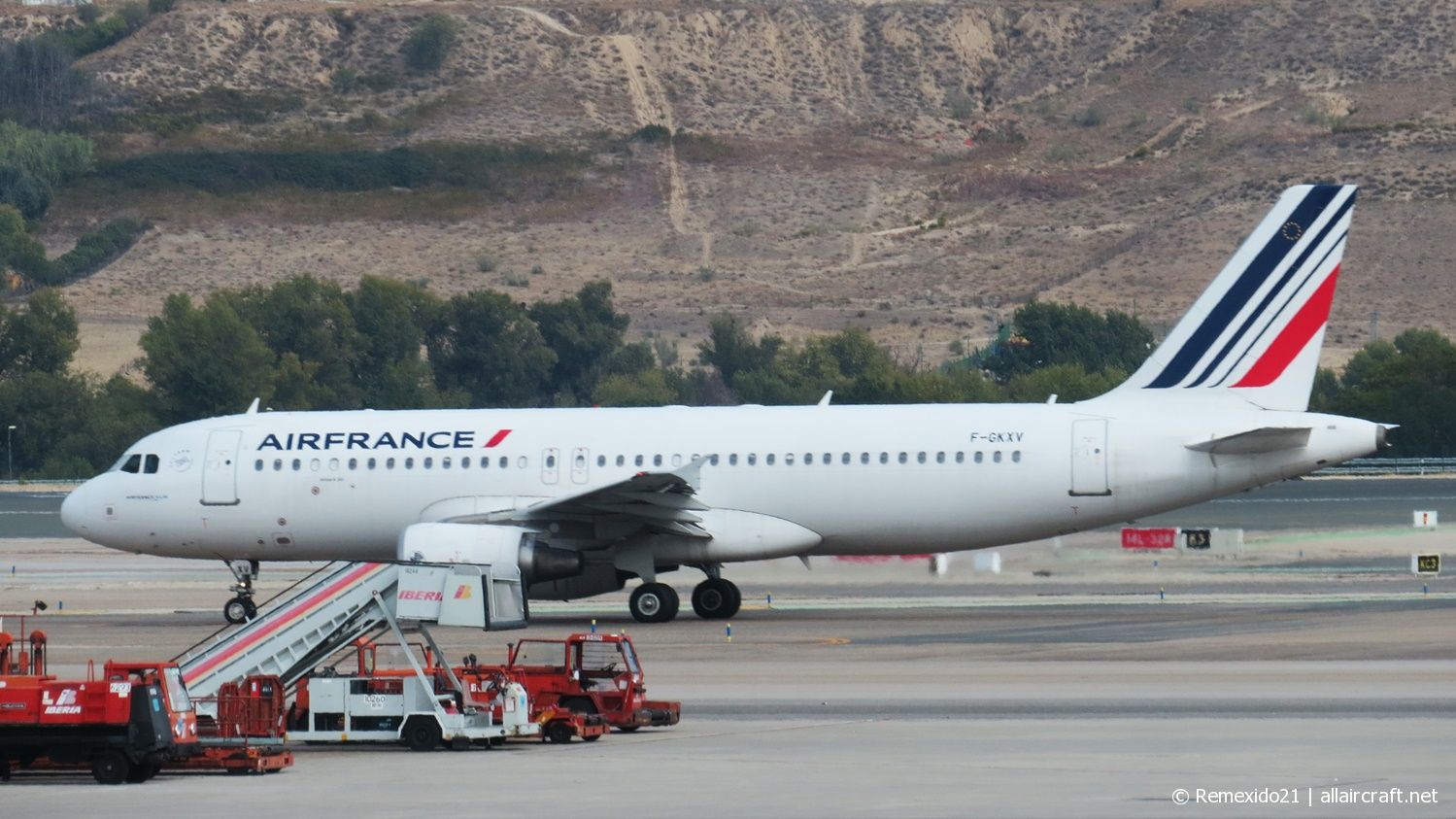 F-GKXV (4084) 2009 Airbus A320-214