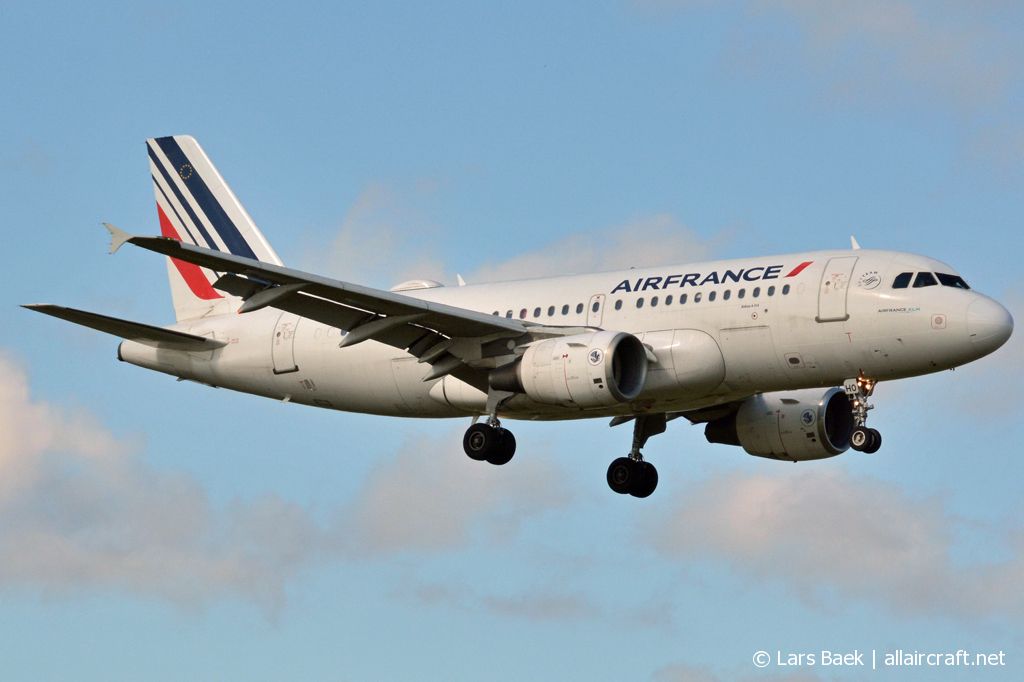 F-GRHO (1271) 2000 Airbus A319-111