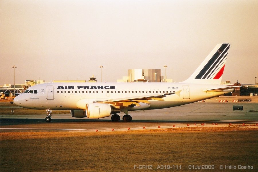 F-GRHZ (1622) 2001 Airbus A319-111