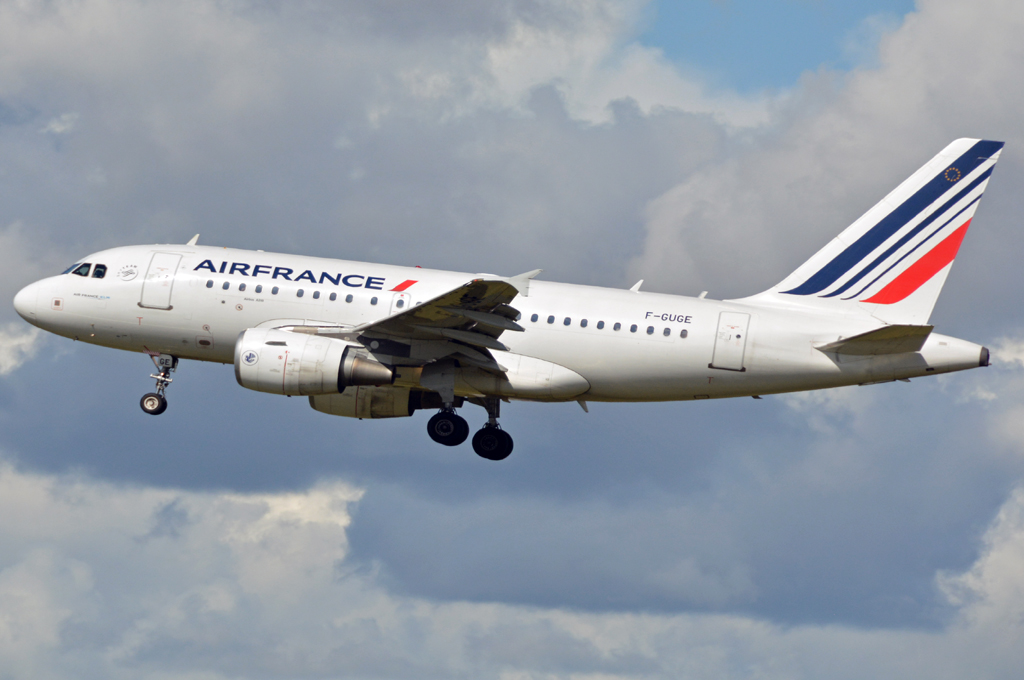 F-GUGE (cn 2100) Airbus A318-111
