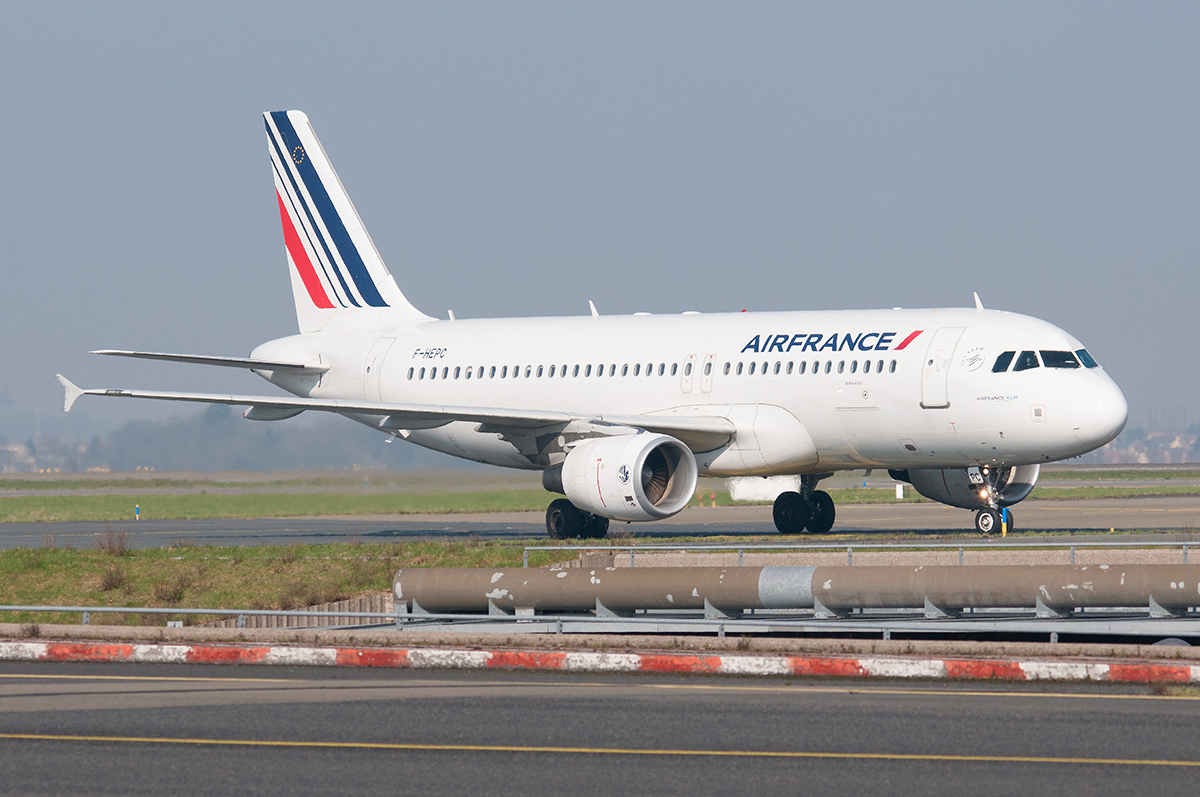 F-HEPC (4267) 2010 Airbus A320-214