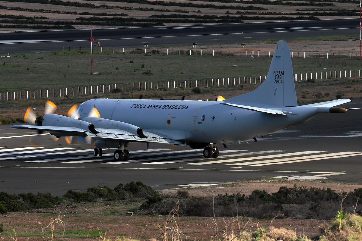 FAB7204 (185-5157) Lockheed P-3AM Orion