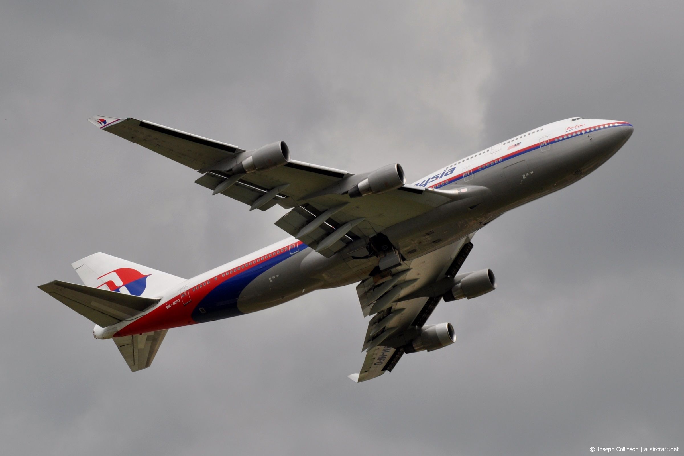9M-MPO (28433) 2001 Boeing 747-4H6