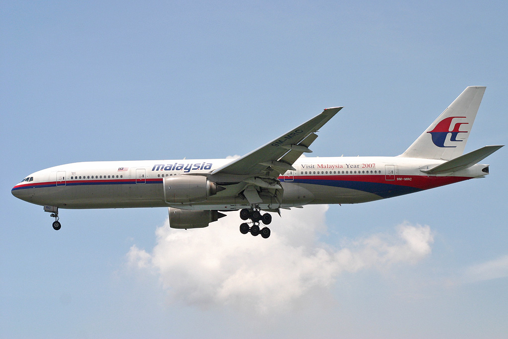 9M-MRC (28410) 1997 Boeing 777-2H6ER