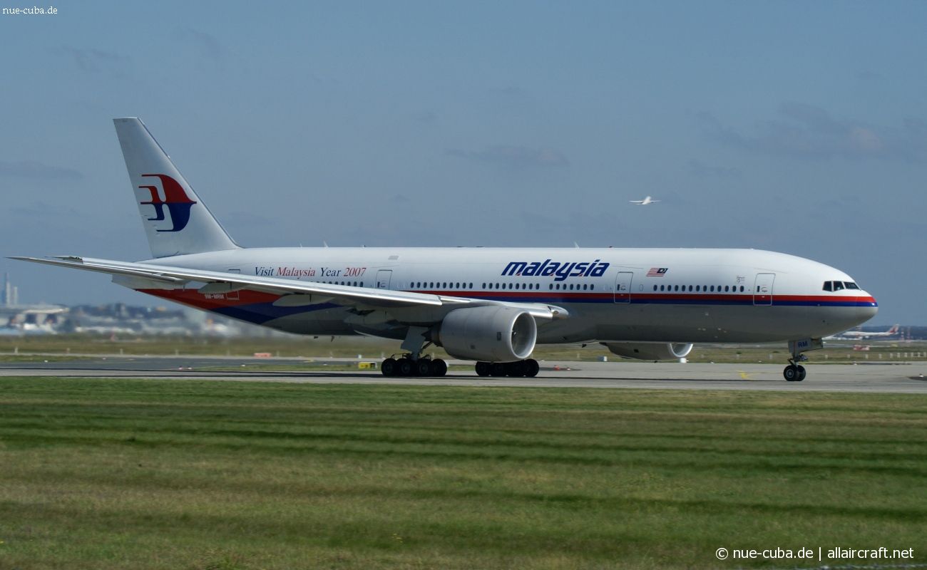 9M-MRM (29066) 2001 Boeing 777-2H6ER