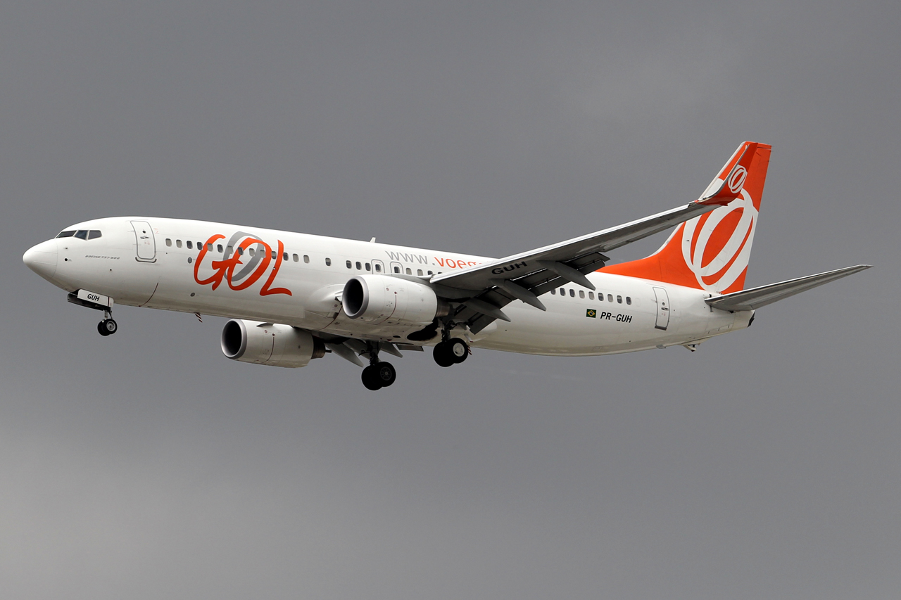 PR-GUH (cn 35843) Boeing 737-8EH(WL)