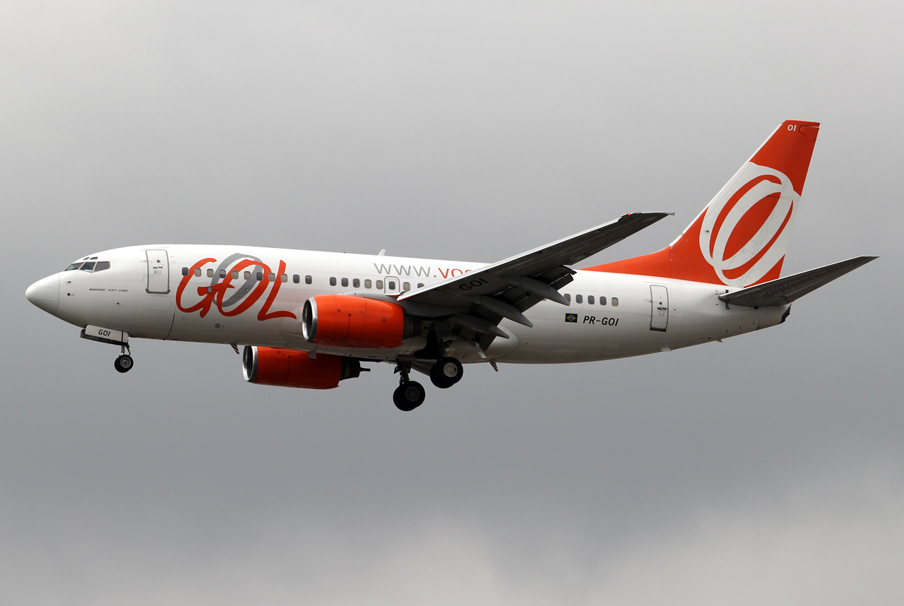 PR-GOI (32574) 2001 Boeing 737-76N