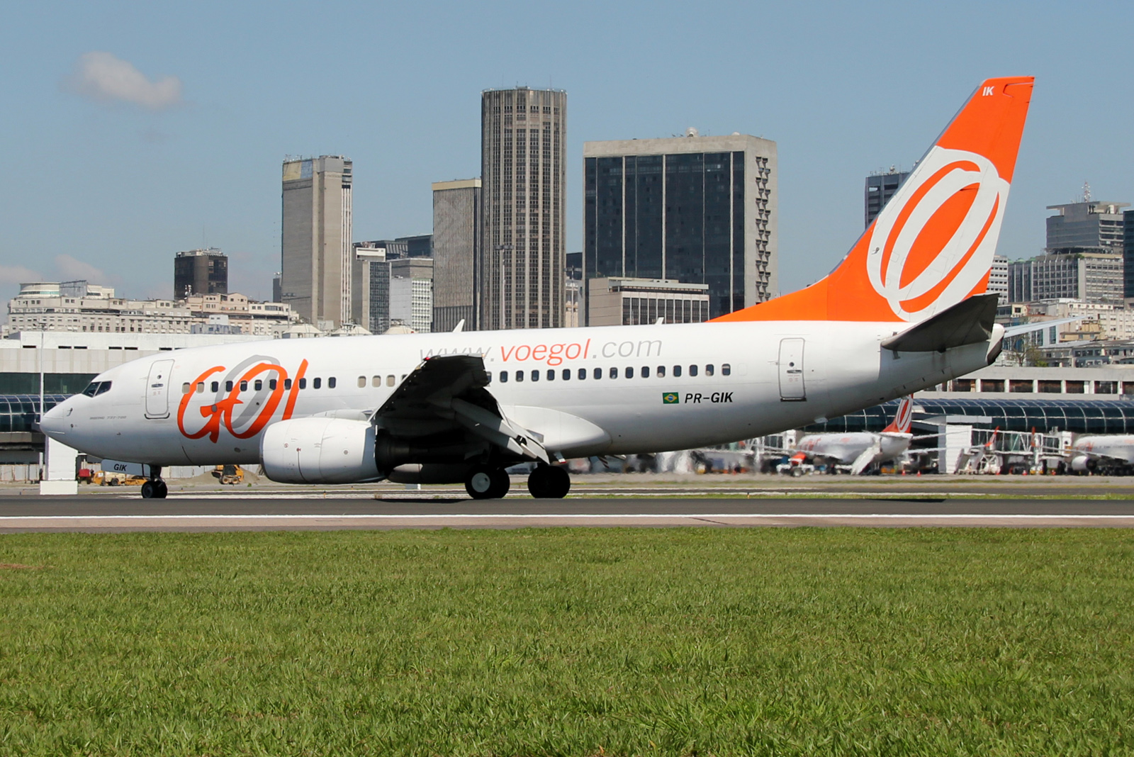 PR-GIK (28224) 1999 Boeing 737-7Q8