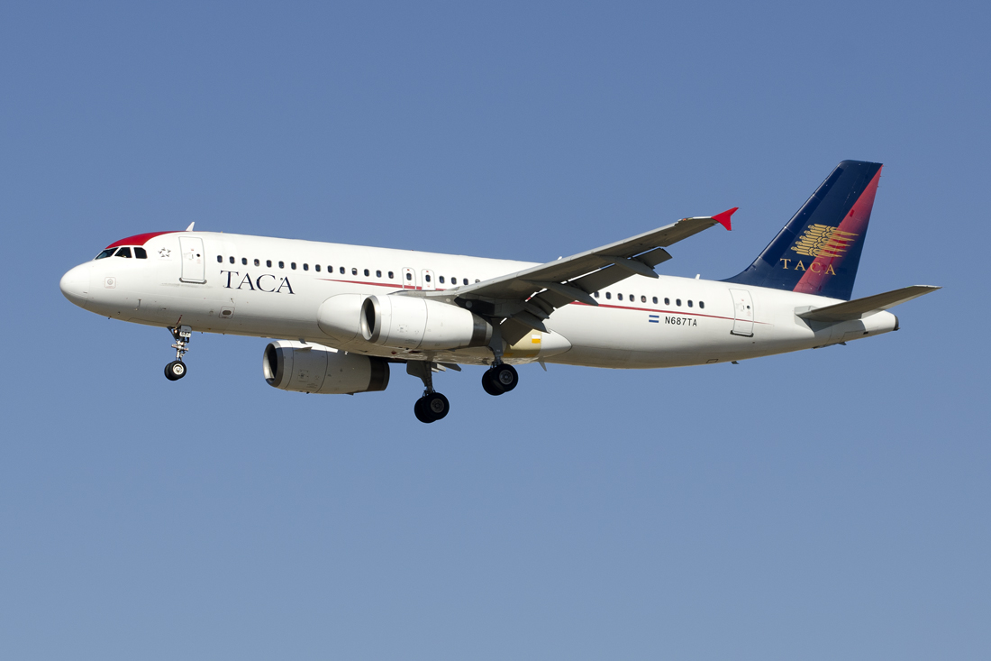 N687TA, (cn 1334), Airbus A320-233