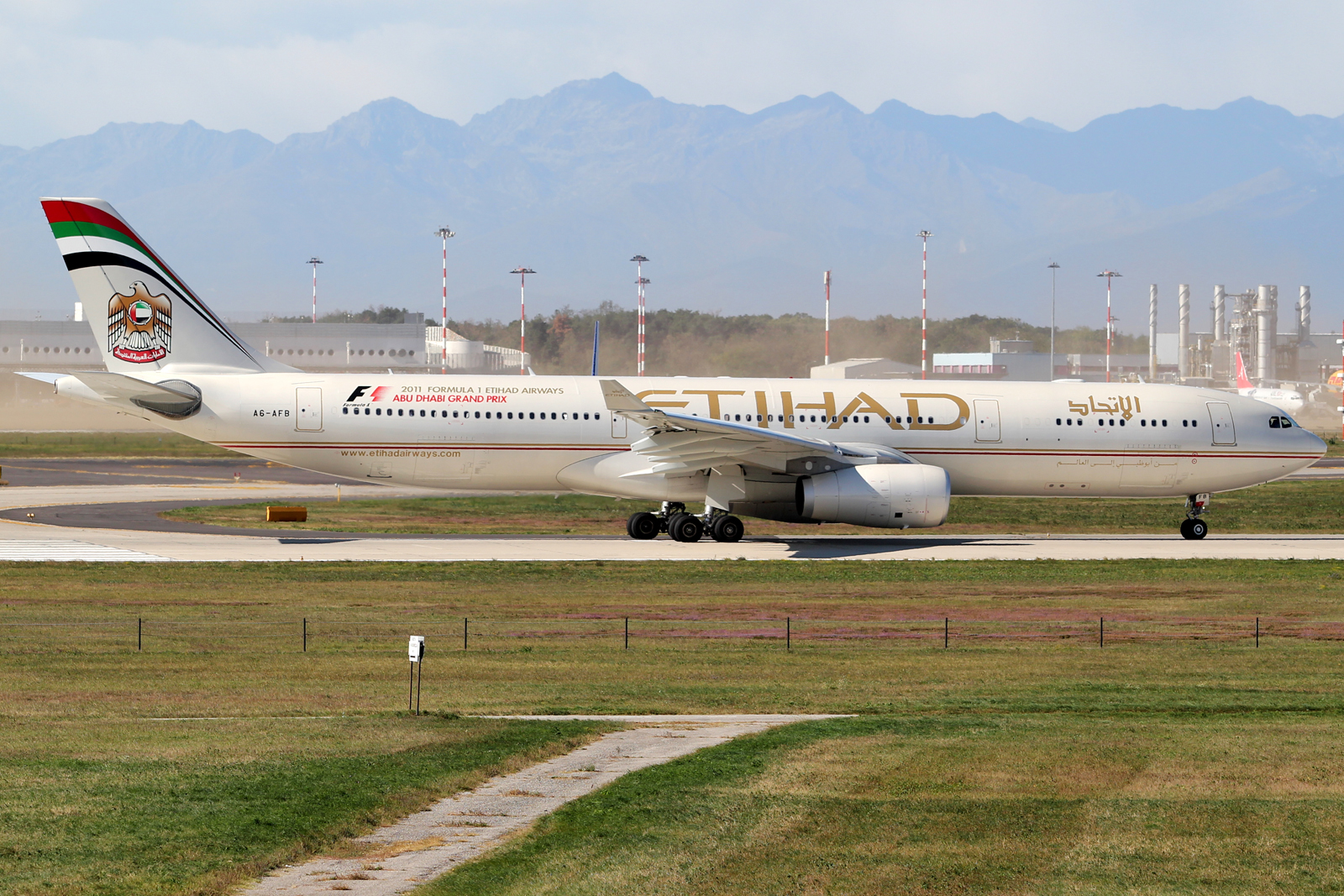 A6-AFB (1081) 2009 Airbus A330-343