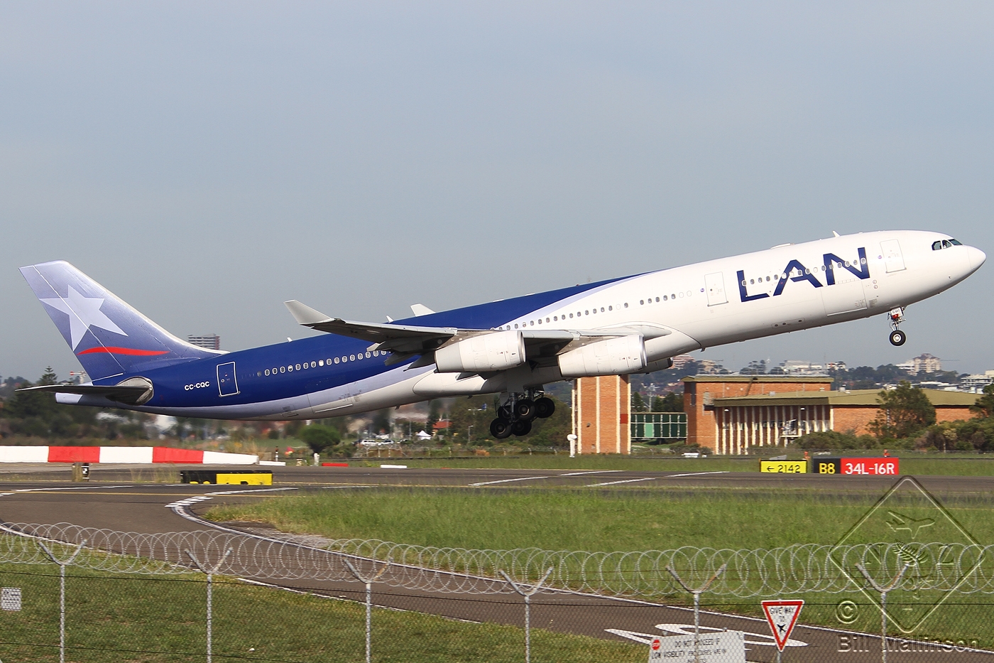 CC-CQC (363) 2000 Airbus A340-313
