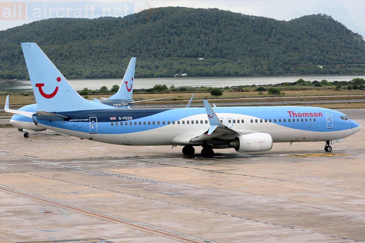 G-FDZD (35132) 2007 Boeing 737-8K5 WL