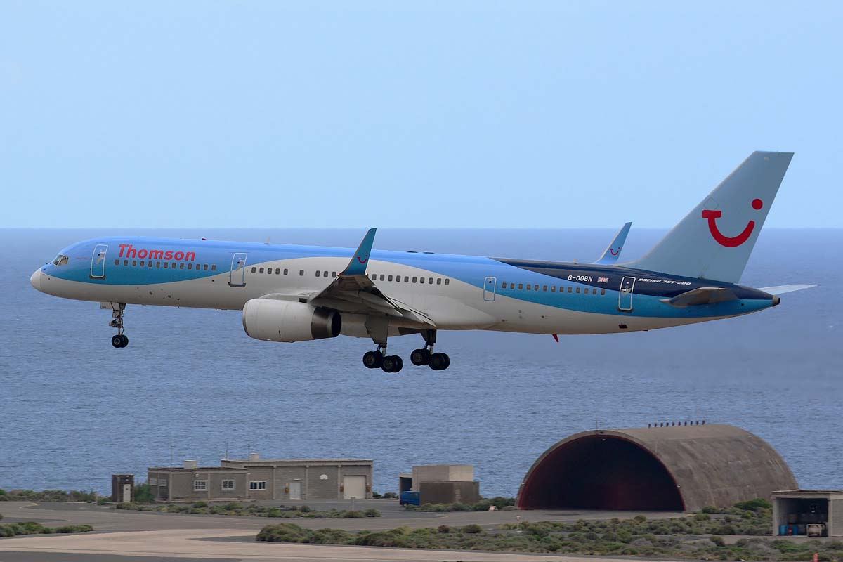 G-OOBN (29379) 2000 Boeing 757-2G5(WL)