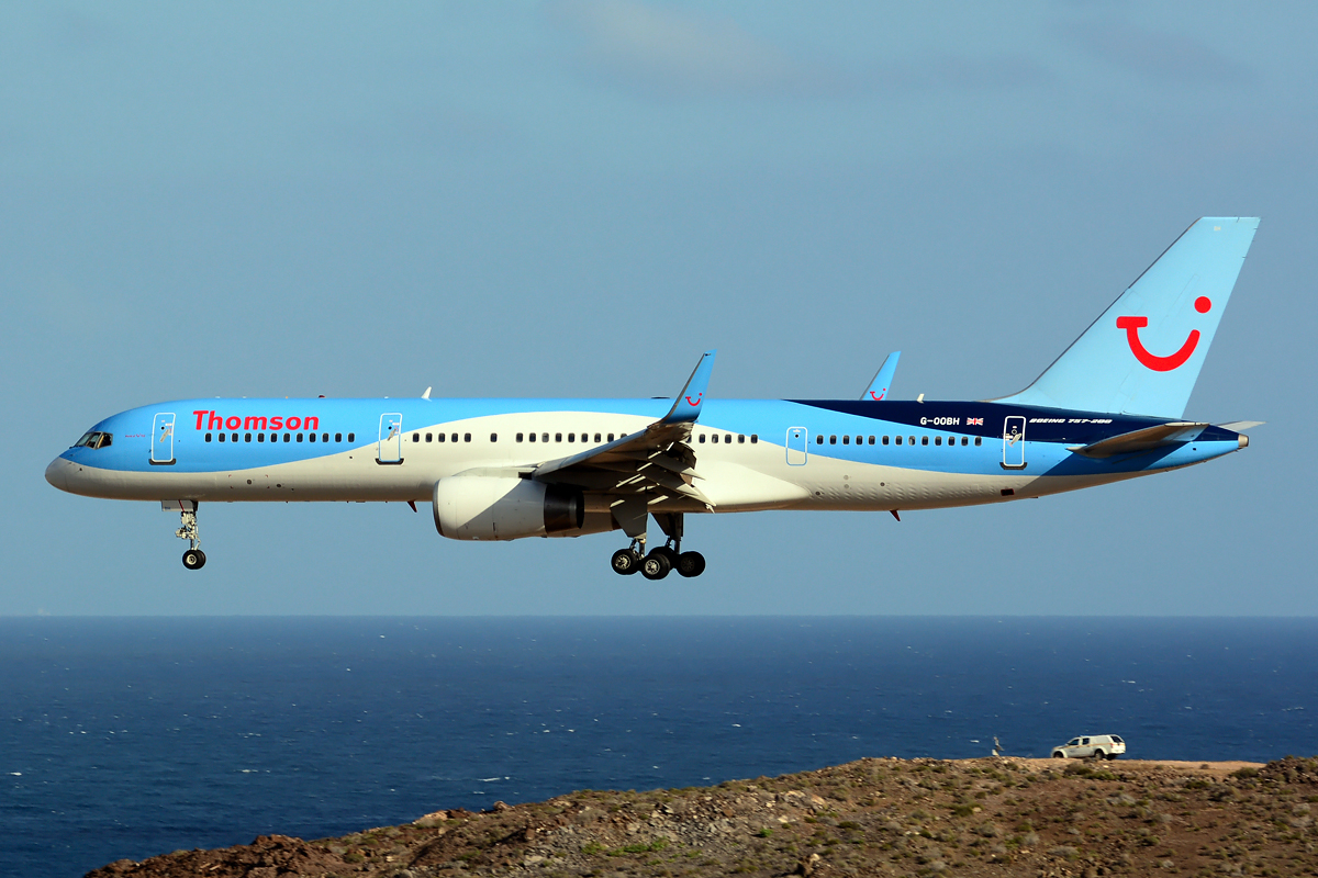 G-OOBH (29944) Boeing 757-236(WL)